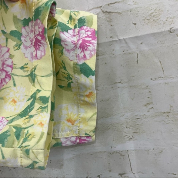 Liverpool Yellow Floral Straight Leg Capri Pants - Picture 7 of 15